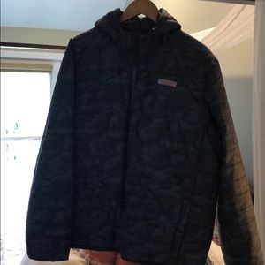 Vineyard vines camo jacket with hood